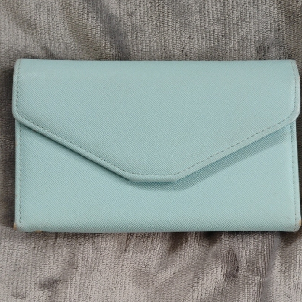 Travel wallet Mint Green Envelope Wallet with Minimalist Design
